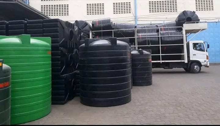 4000 litre water tank